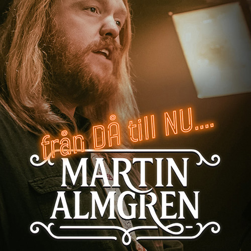 Martin syns på bilden, han sjunger.