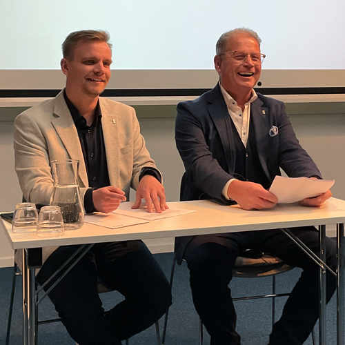 Bild på Marcus Fridlund (S) och Harald Hjalmarsson (M).