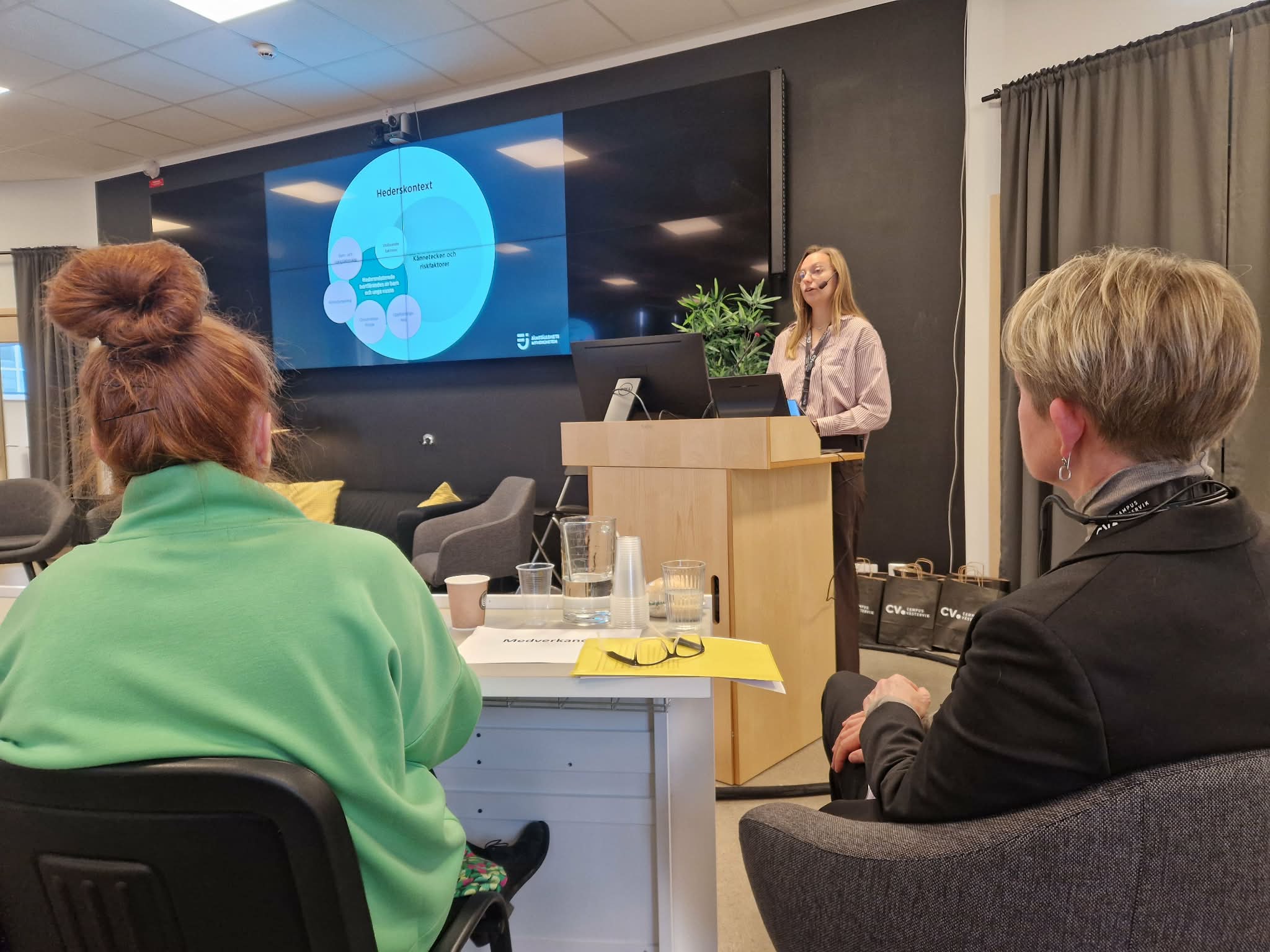 Bild på deltagare vid konferensen. 